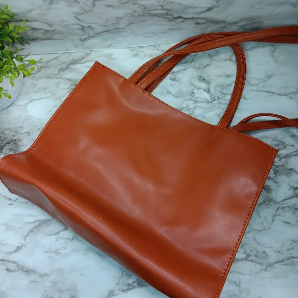 Telfar Medium Shopping Bag- Tan - Picture 3 of 10